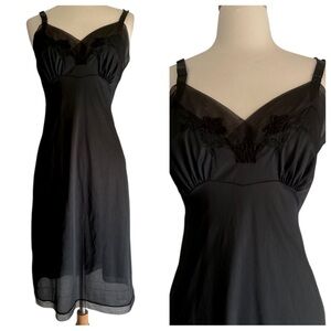 Bombshell 1950’s Black Full Slip with Floral Inlay, Old Hollywood, Size 36 M/L
